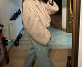 Kurzer, flauschiger Wintermantel aus Kunstpelz