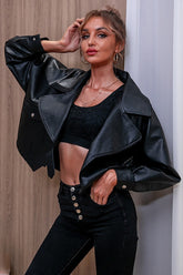 Schwarze, kurze Jacke mit Kragen aus Kunstleder, locker geschnitten