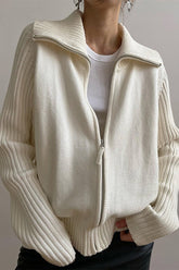 Lässiger, einfarbiger Strickcardigan mit lockerem Kragen