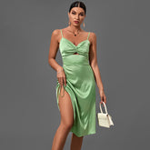 Trägerloses, ärmelloses, figurbetontes Midi-Kleid mit Cut-Outs
