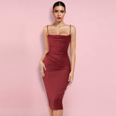 Trägerloses, ärmelloses, schlichtes, knielanges Bodycon-Kleid