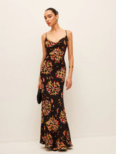 Trägerkleid mit Print und kurzen Ärmeln, Maxikleid