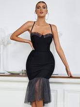 Trägerloses Ballkleid aus Gaze