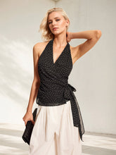 Ärmelloses Tanktop mit Polka-Dots, Neckholder und Bindegürtel