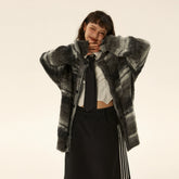 Oversized Flauschiger, gestreifter Cardigan mit Knopfleiste