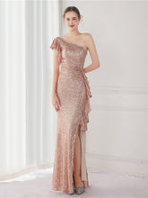 Traumhaftes, schlankes Party-Abendkleid