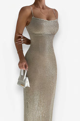 Strickkleid mit trägerlosem Oberteil