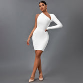 Neckholder-Minikleid mit asymmetrischem Schnitt, einem Ärmel und asymmetrischem Bandagenrand
