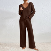 Loungewear-Set aus geripptem Strickpullover und passender Hose