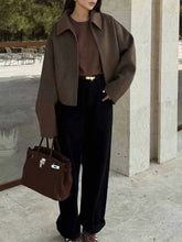 Lässiger Wollmantel mit Reißverschluss und Revers