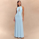 rückenfreies, hochtailliertes Ballkleid mit Schnürung und Hohlsaum