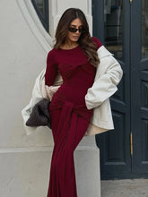 Gerafftes, figurbetontes Maxikleid mit Twist-Splice