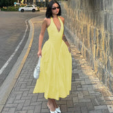 Ballkleid mit tiefem V-Ausschnitt, Neckholder und Falten