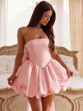 Minikleid mit Schleife und Lotusblatt-Patchwork
