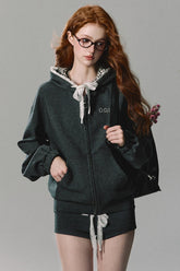 Sportlicher Hoodie mit Spitzenbesatz (Set-Up)