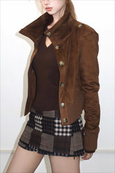 Klassische zweifarbige Wildlederjacke in schmaler, kurzer Passform