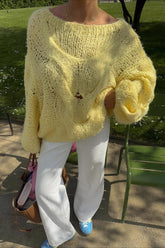 Lässiger, einfarbiger, weicher Pullover mit überschnittenen Schultern