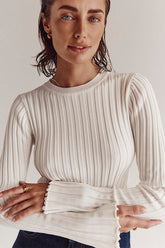 Geripptes, eng anliegendes Strick-Unterhemd mit Rundhalsausschnitt