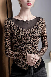 Bluse mit Leopardenmuster und angedeutetem zweiteiligem Mesh-Einsatz