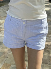 Kurze Shorts mit Fruchtmuster und Strickbund