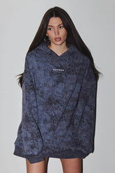 Oversize-Hoodie mit Strassbuchstaben im Batik-Look
