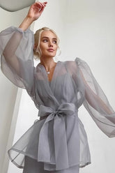 Transparente Bluse aus Mesh mit Puffärmeln und Bindeband vorne