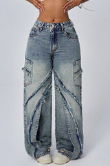 Weit geschnittene Jeans mit offenem Saum und Patchwork-Design, lockerer Schnitt