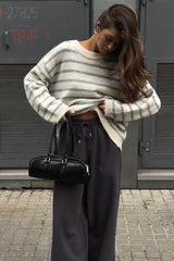 Oversized gestreifter, leichter Basic-Strickpullover