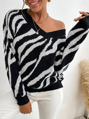 Schwarzer Pullover mit V-Ausschnitt und Zebramuster 
