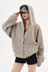 Schwarzer Strick-Hoodie mit doppeltem Reißverschluss, Mesh-Einsätzen und Fingerschlaufen
