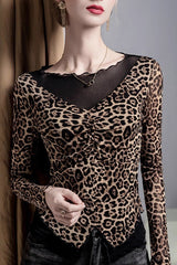 Bluse mit Leopardenmuster und angedeutetem zweiteiligem Mesh-Einsatz