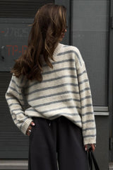 Oversized gestreifter, leichter Basic-Strickpullover