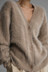 Strickjacke aus weichem Nerzfleece mit V-Ausschnitt, locker gestrickt