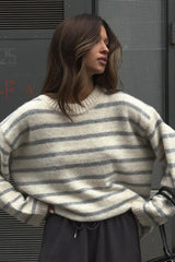 Oversized gestreifter, leichter Basic-Strickpullover