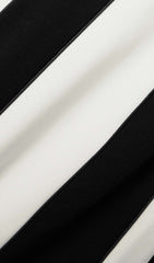 Trägerloses gestreiftes Maxikleid 