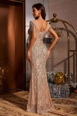 Elegantes Partykleid mit Champagnerquasten und Pailletten