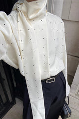 Lockere Langarmbluse mit Polka-Dots und Schleifenband