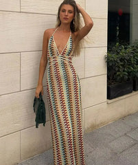 Ärmelloses Neckholder-Midikleid mit offenem Rücken