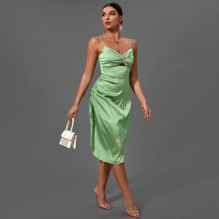 Trägerloses, ärmelloses, figurbetontes Midi-Kleid mit Cut-Outs