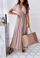 Gepunktetes Wickelkleid | S-2XL