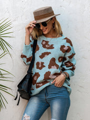 Leopardenstrickpullover mit überschnittenen Schultern 