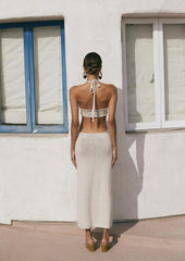 Maxikleid mit hohem Kragen, Neckholder, Knotenverschluss und Cut-Outs