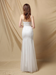 Neckholder-Kleid mit schmaler Meerjungfrauen-Silhouette 