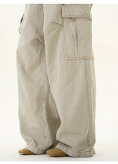 Weit geschnittene Cargo-Shorts und -Hosen