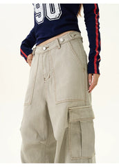 Weit geschnittene Cargo-Shorts und -Hosen