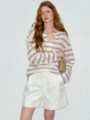 Gestreiftes Langarm-Sweatshirt mit V-Ausschnitt