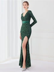 Temperamentvolles, langärmeliges Abendkleid 