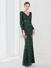 Temperamentvolles, langärmeliges Abendkleid 