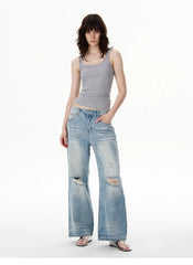 Jeans mit heller Waschung, mittelhohem Bund und weitem Bein