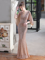 Elegantes Abendkleid mit Engelsflügeln 